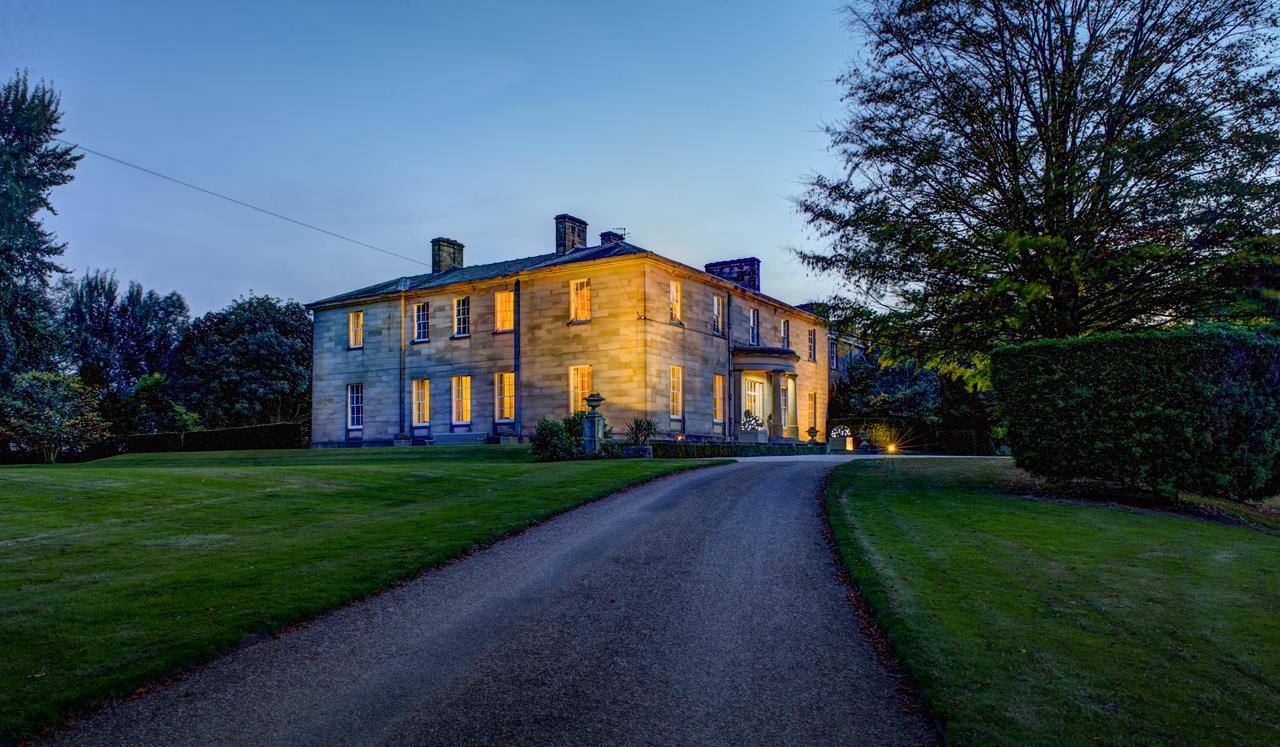 Saltmarshe Hall Экстерьер фото