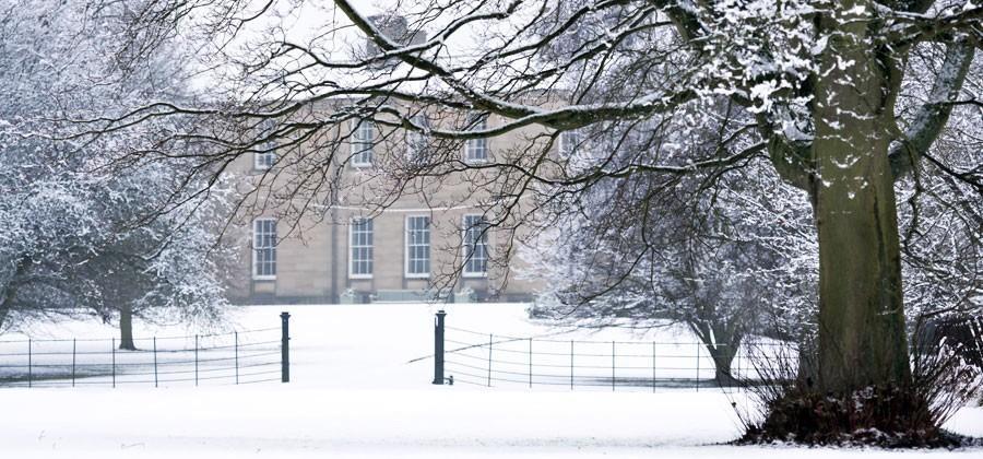 Saltmarshe Hall Экстерьер фото